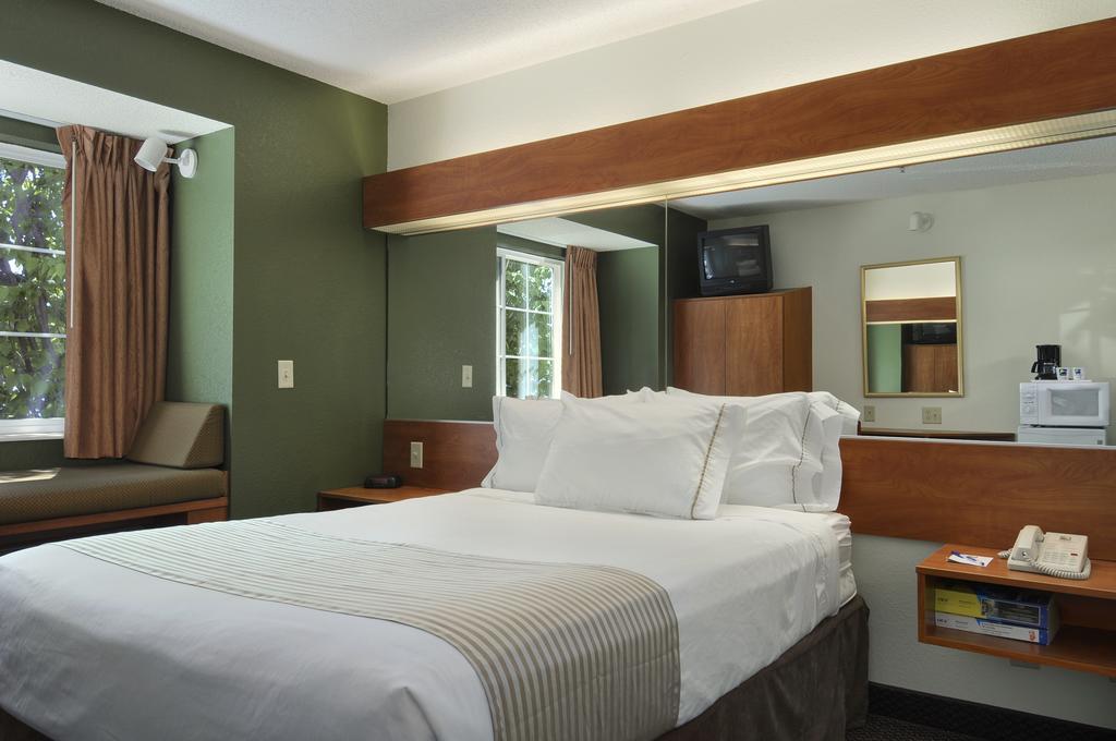 Microtel Inn And Suites - Inver Grove Heights Rom bilde