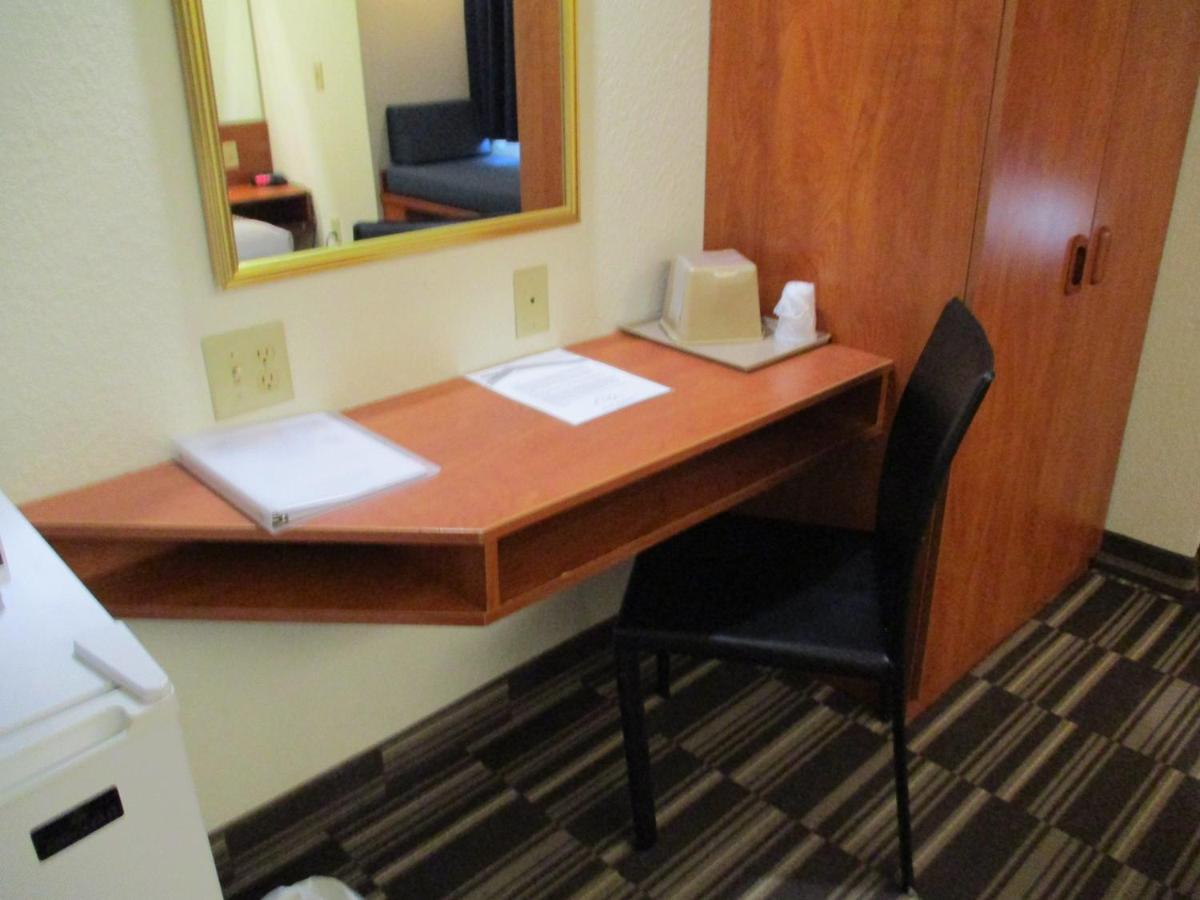 Microtel Inn And Suites - Inver Grove Heights Eksteriør bilde
