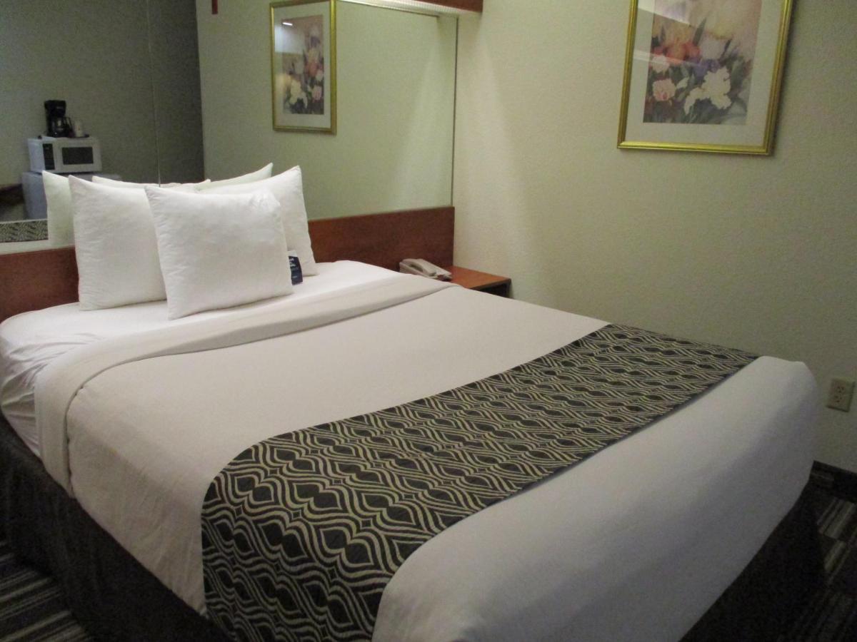 Microtel Inn And Suites - Inver Grove Heights Eksteriør bilde