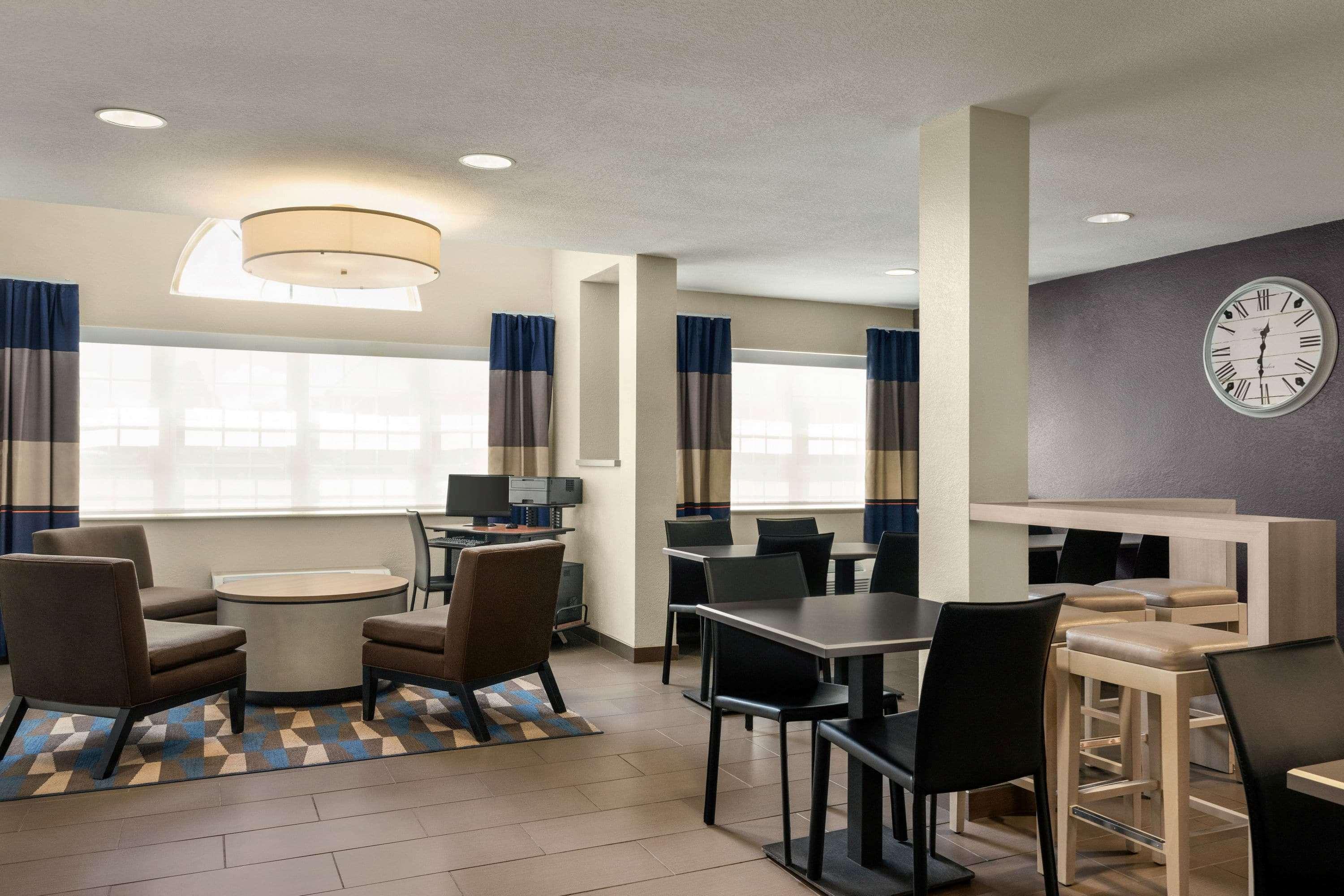 Microtel Inn And Suites - Inver Grove Heights Eksteriør bilde