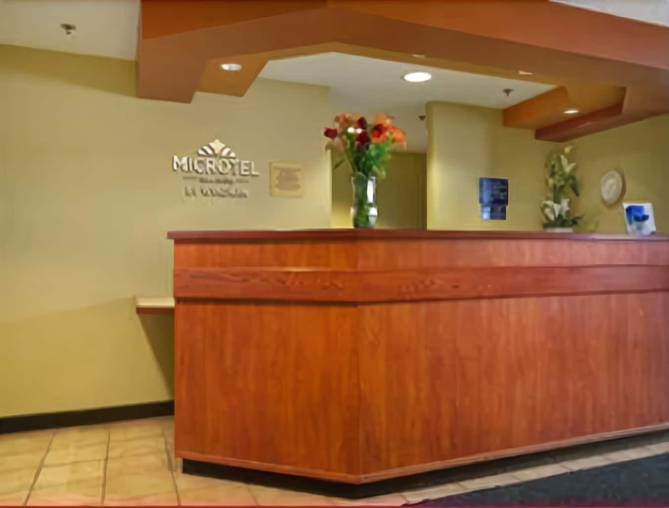 Microtel Inn And Suites - Inver Grove Heights Eksteriør bilde